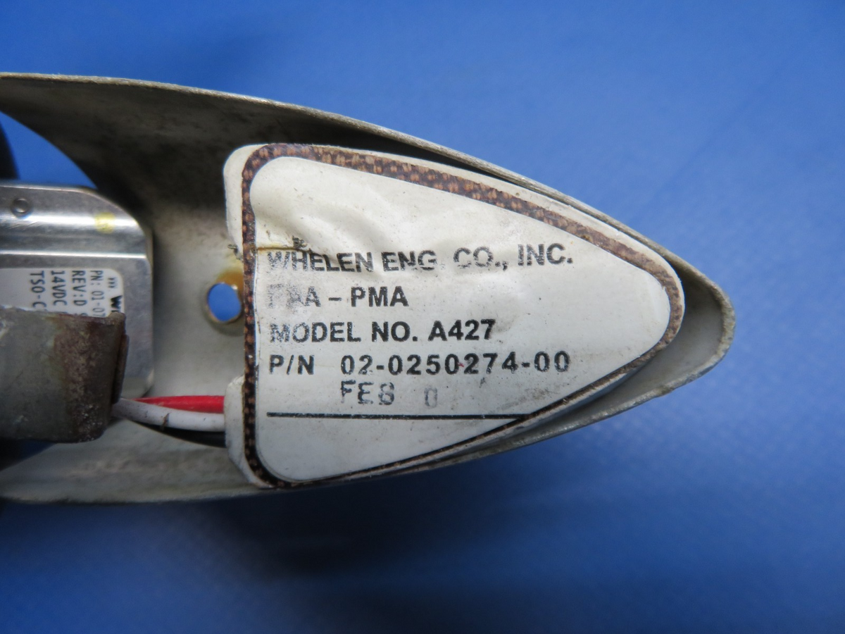 Piper PA28180 Whelen LED Nav Light w/ A427 Strobe 472896 TESTED (07251 ...