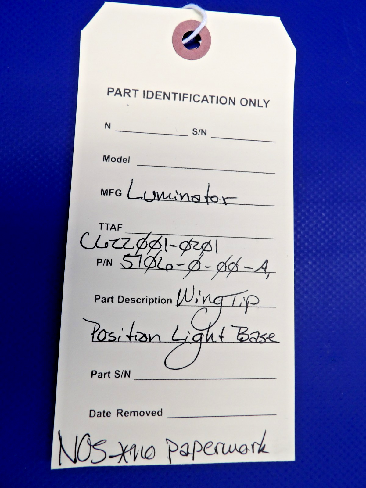 Luminator Wing Tip Position Light Base P/N 5106-0-00-A NOS (0426-1219)11