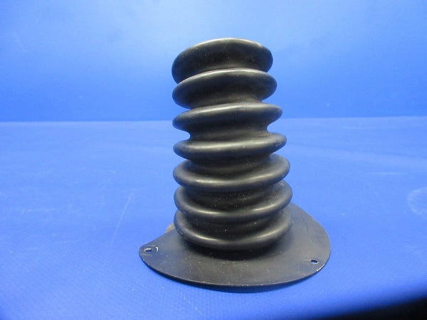 Piper PA-28-181 Nose Wheel Bungee Boot & Plate RH P/N 35270-00 (1224-741)