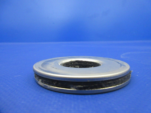 Piper PA-28-181 Nose Wheel Bungee Boot & Plate RH P/N 35270-00 (1224-741)