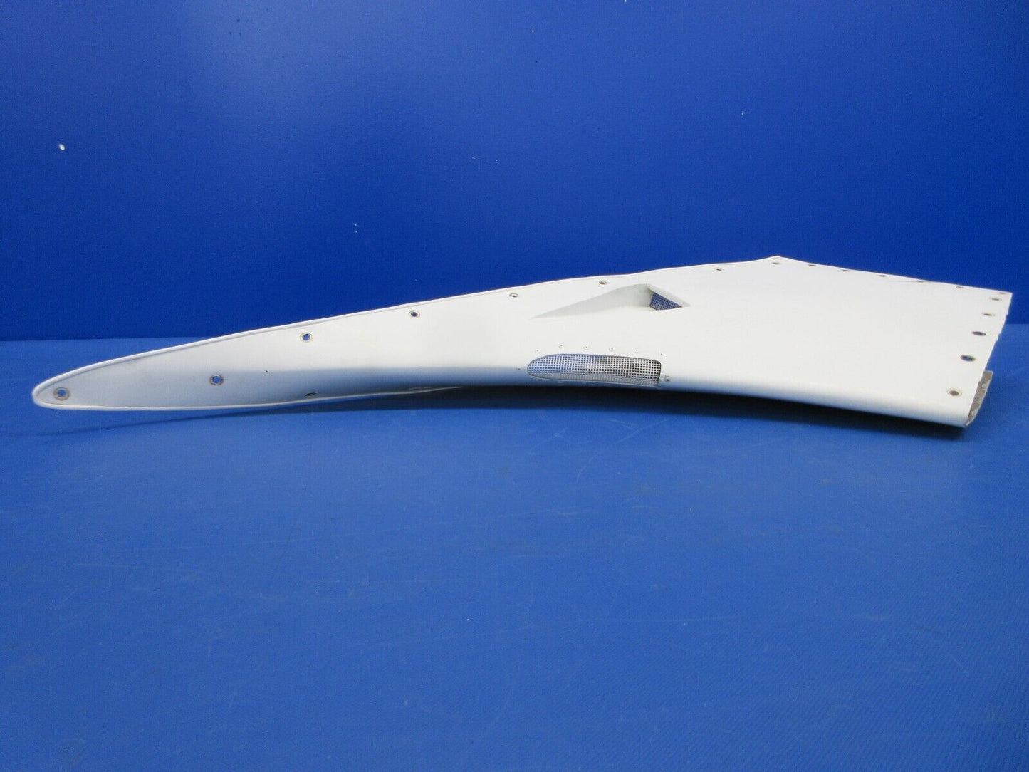 Piper PA-34-200T Seneca II Dorsal Fin Assy P/N 78332-00 (0524-2064)