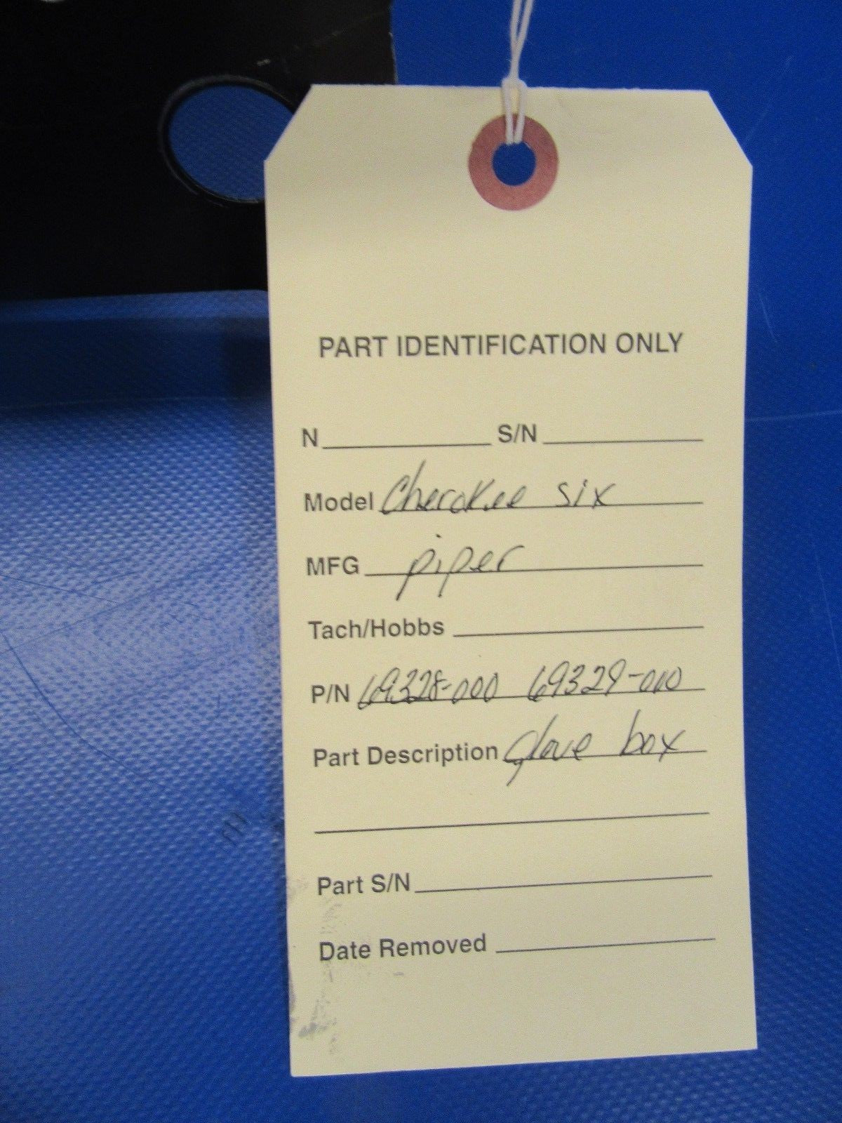 Piper Cherokee Six Glove Box P/N 69328-000, 69329-000 (0418-181)8