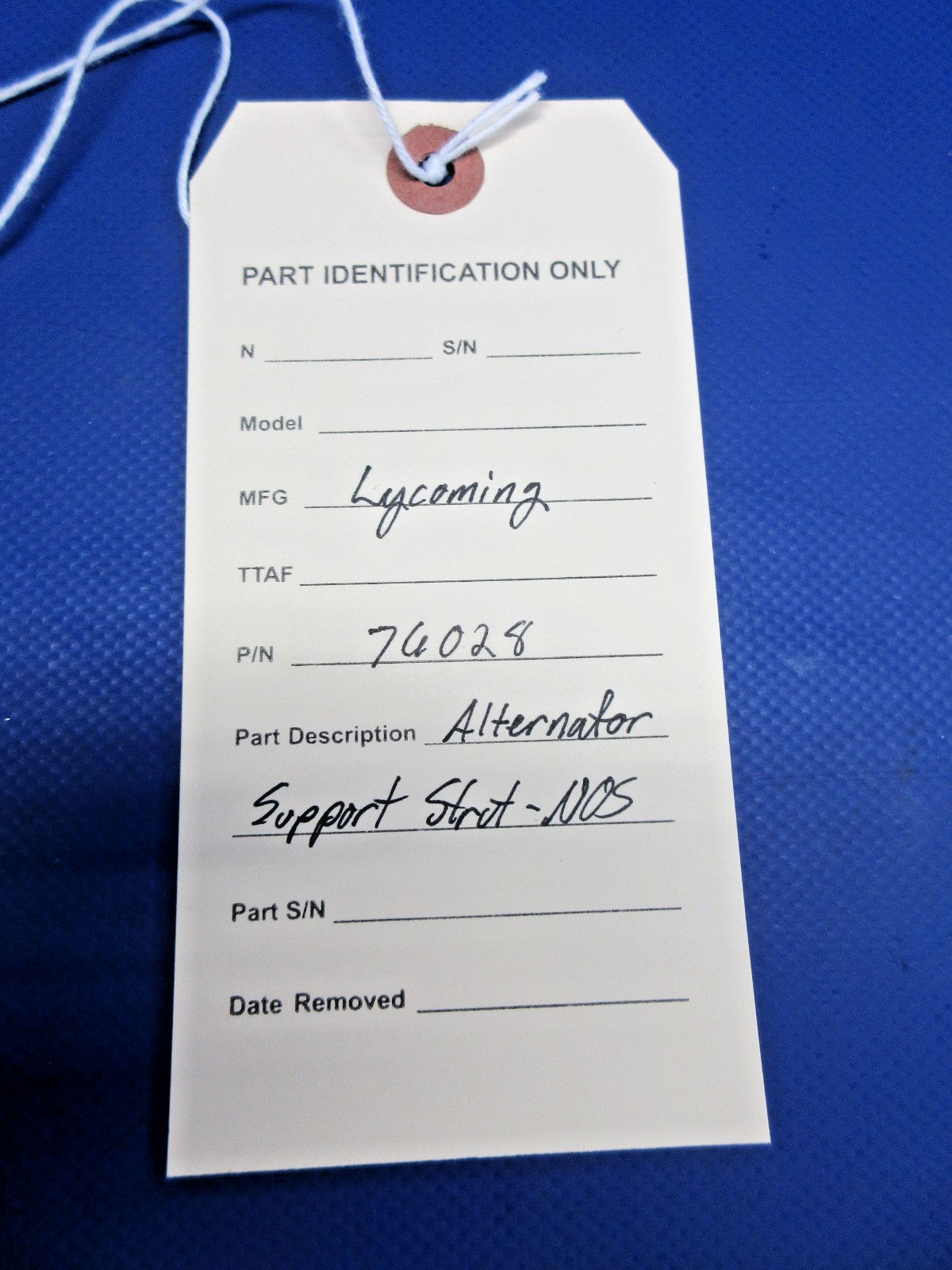 Lycoming Alternator Support Strut P/N 76028 NOS (0526-960)14