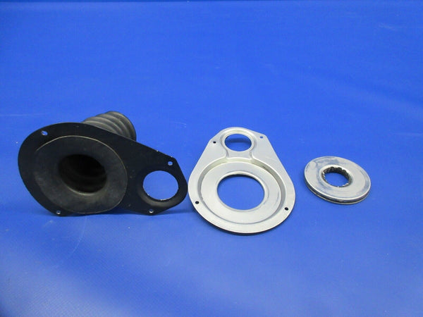 Piper PA-28-181 Nose Wheel Bungee Boot & Plate RH P/N 35270-00 (1224-741)