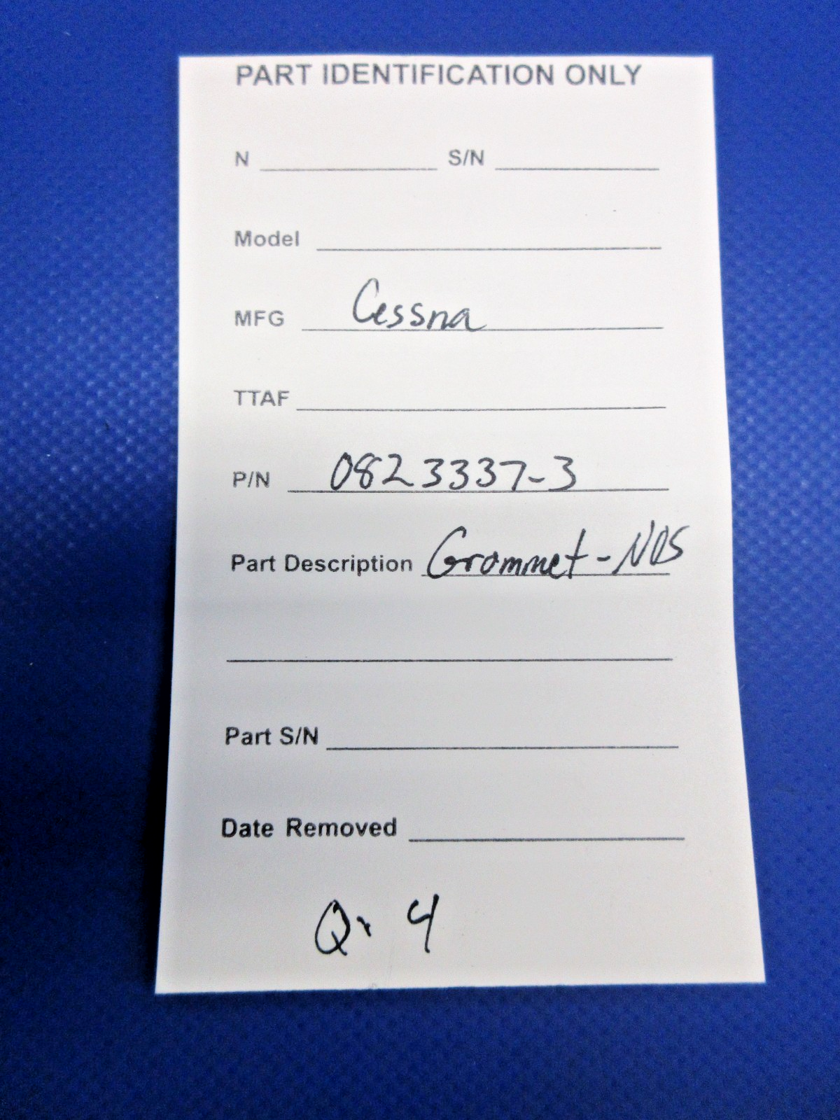 Cessna Grommet P/N 0823337-3 NOS (0526-971)13