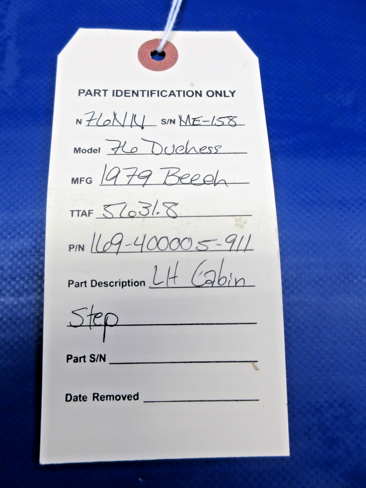 Beech 76 Duchess LH Cabin Step P/N 169-400005-911 (0526-826)9