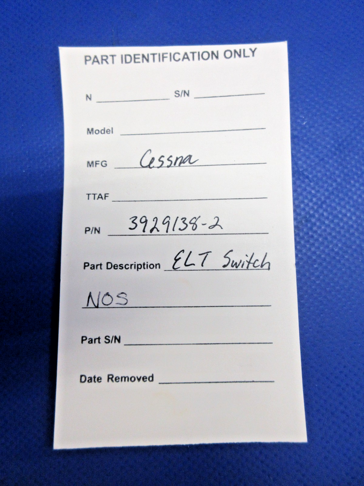 Cessna ELT Switch P/N 3929138-2 NOS (0826-733)10