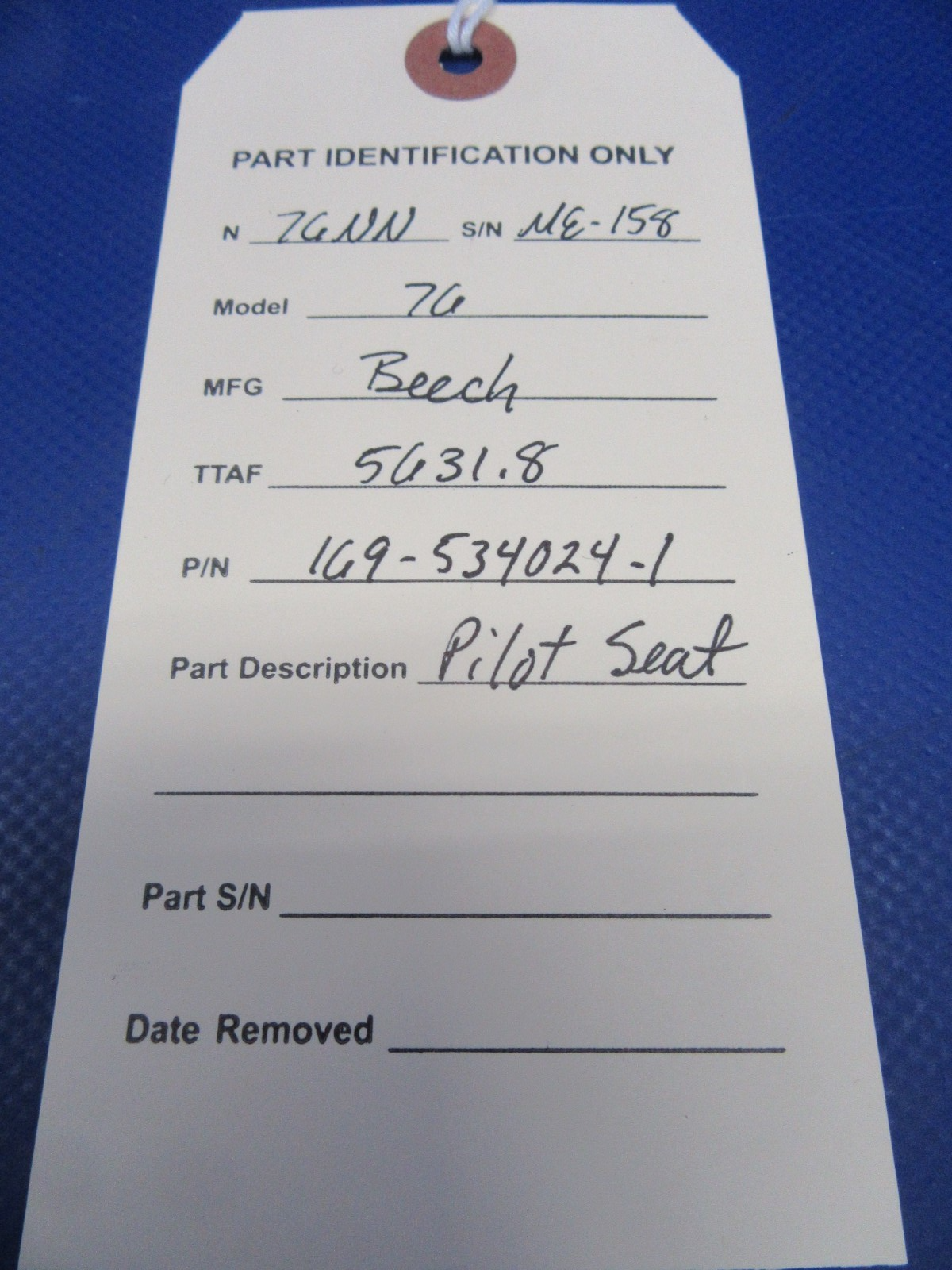 Beech 76 Duchess Pilot Seat P/N 169-534024-1 (0326-55)6