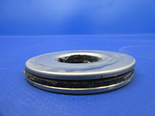 Piper PA-28-181 Nose Wheel Bungee Boot & Plate RH P/N 35270-00 (1224-741)