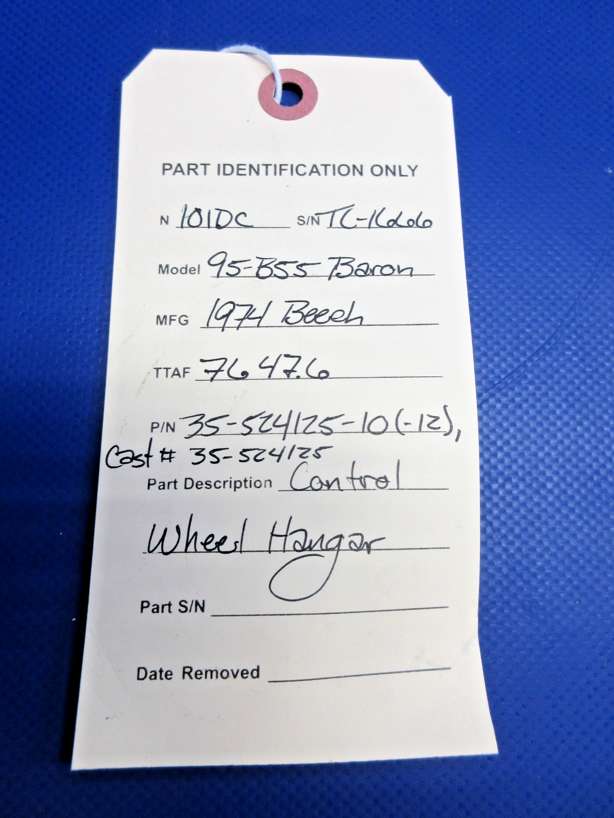 Beech 95-B55 Baron Control Wheel Hangar P/N 35-524125-10 (0426-942)13