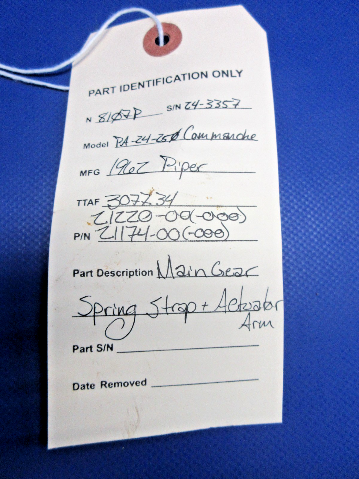 Piper PA-24-250 Main Gear Spring Strap & Actuator Arm 21174-00 (0526-778)8