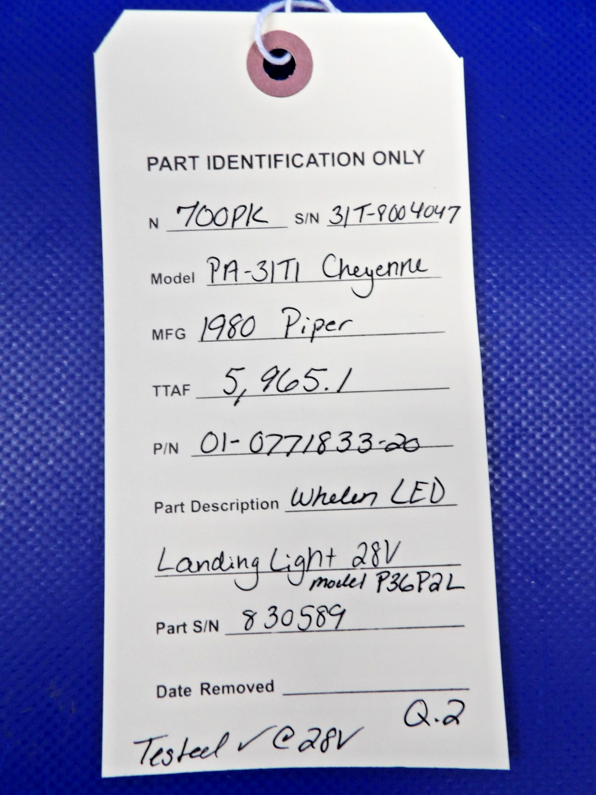 Piper Cheyenne Whelen LED Landing Light 28V P/N 01-0771833-20 TESTED (0626-1294)10