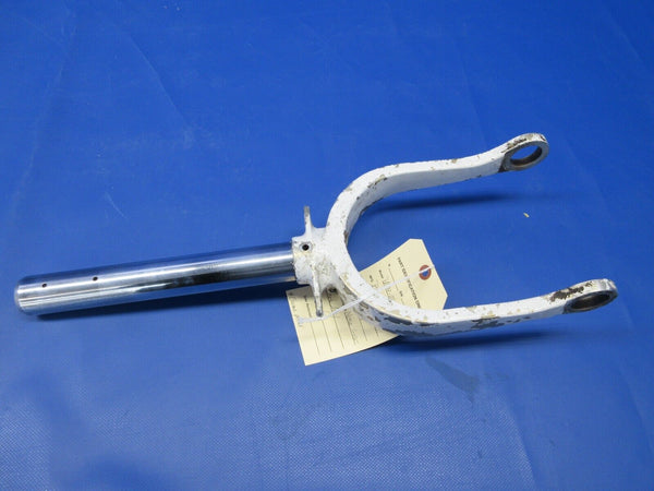 Piper PA38-112 Tomahawk Nose Gear Fork Assy P/N 61972-304 (0424-1058)