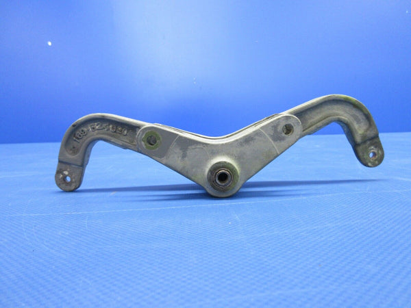 Beech 19A Musketeer Aileron Control Arm P/N 169-524020-1 (0424-1334)