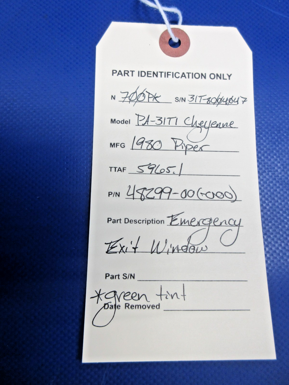 Piper PA-31T1 Cheyenne Emergency Exit Window P/N 48299-00 (0626-2019)11