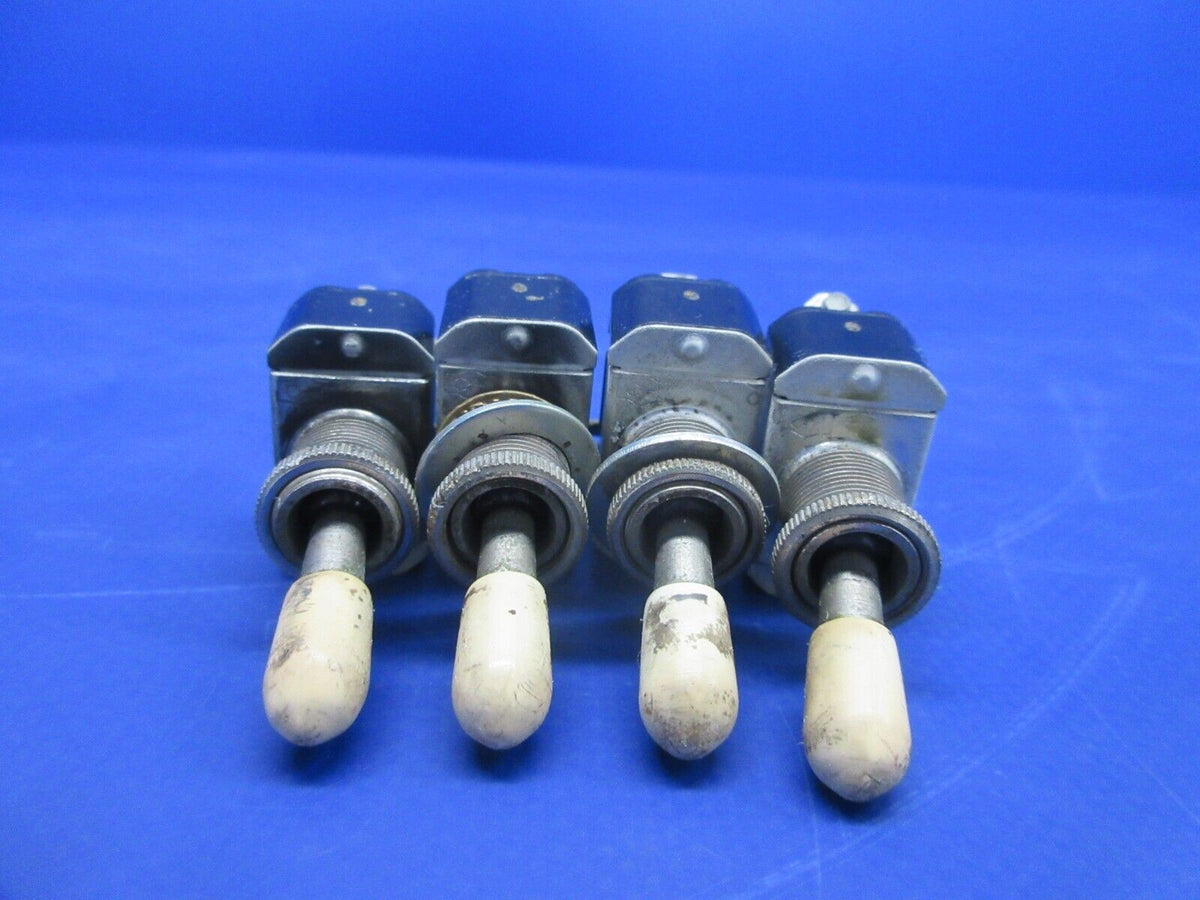 Cessna 310 / 310R Cutler Hammer Toggle Switches P/N 8501K9 LOT OF 9 (0
