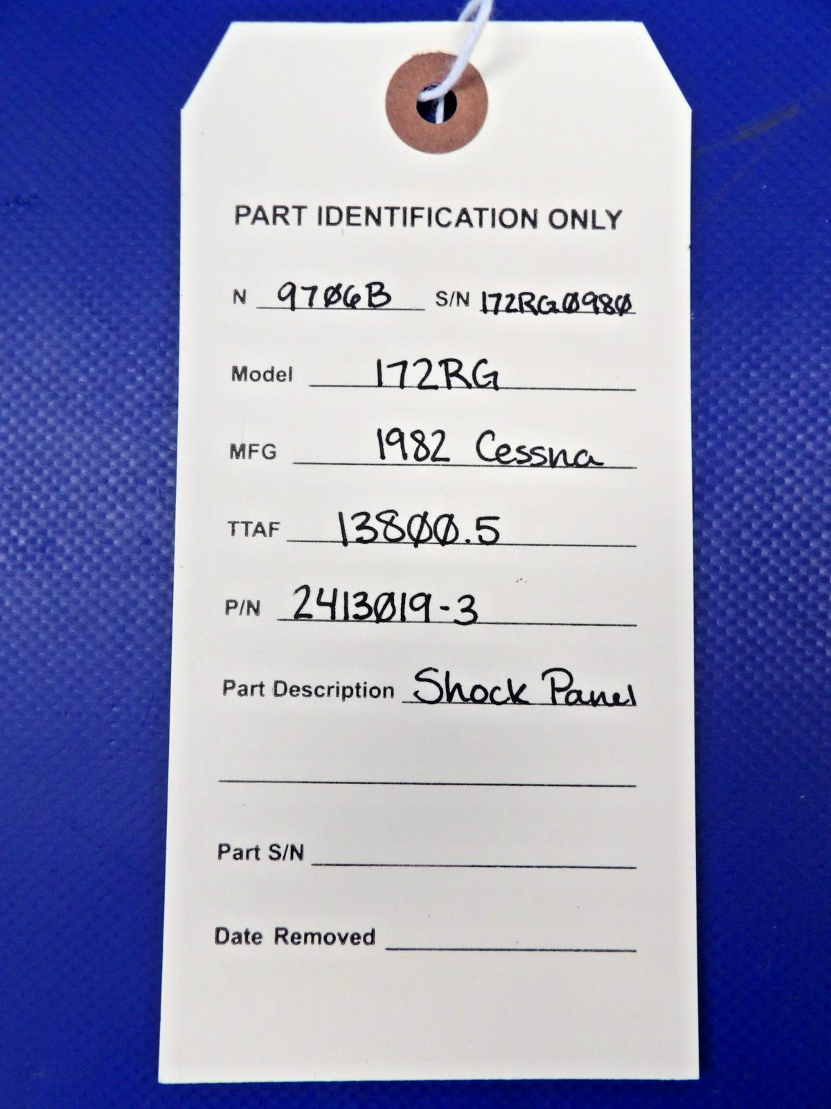 Cessna 172 / 172RG Instrument Shock Panel P/N 2413019-1 (0826-1232)8