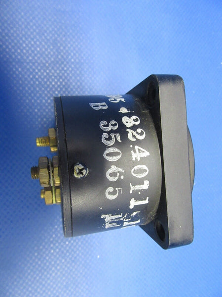Beech 95 Fuel Gauge P/N 95-324011-17 - CORE (0324-17)
