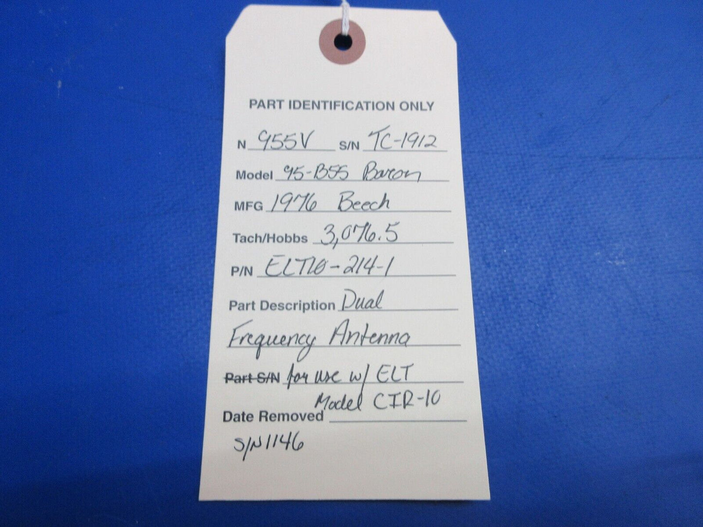 Communications Components Dual Frequency Antenna P/N ELT10-214-1 (0523-1128)