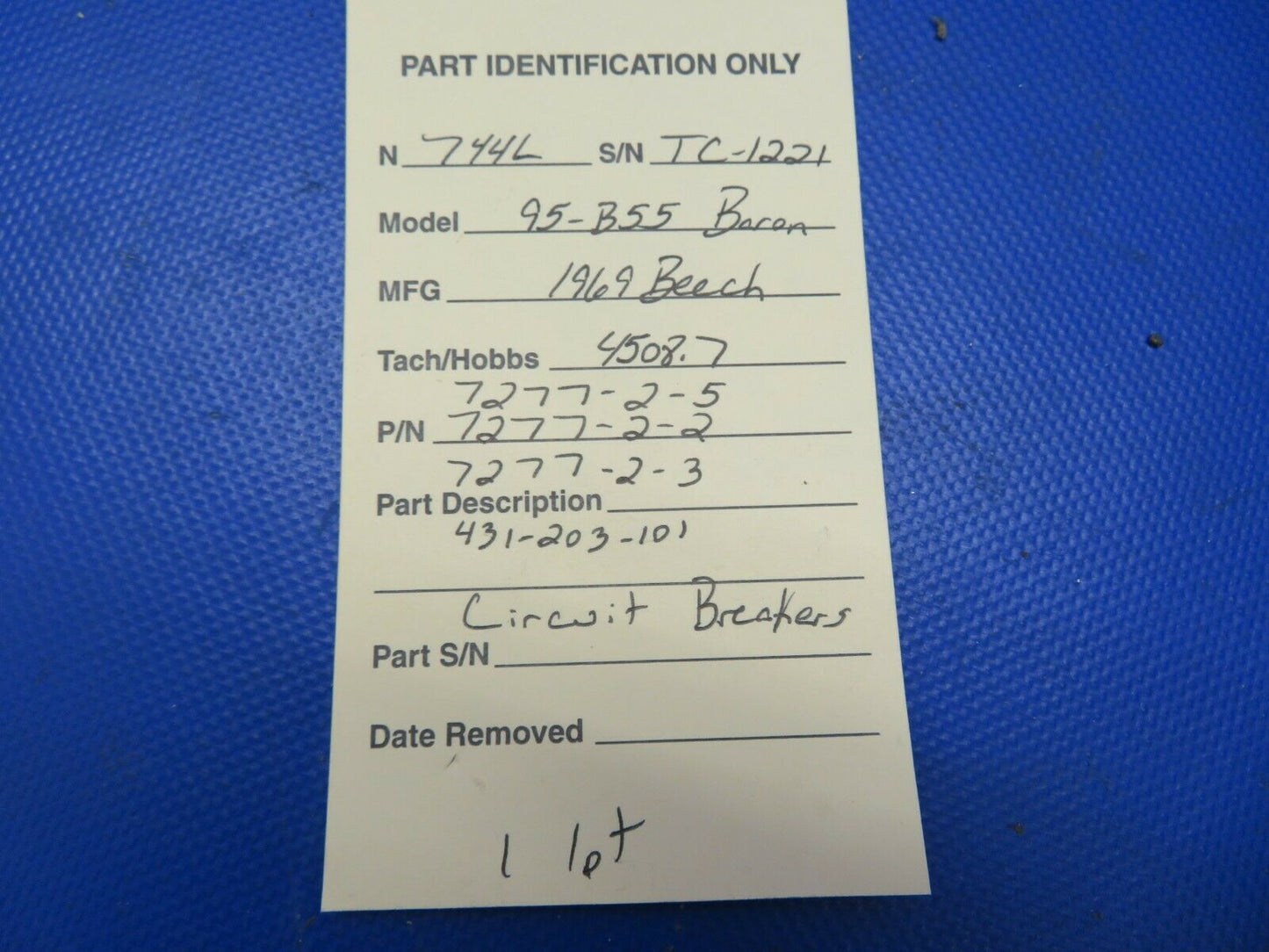 Beech 95-B55 Baron Circuit Breakers P/N 7277-2-5, 7277-2-3 LOT OF 17 (0721-759)