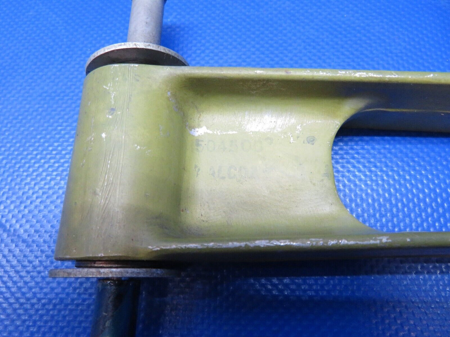 Cessna 401 / 401A Idler Bellcrank Assy MG Retract P/N 5045003-4 (1223-357)