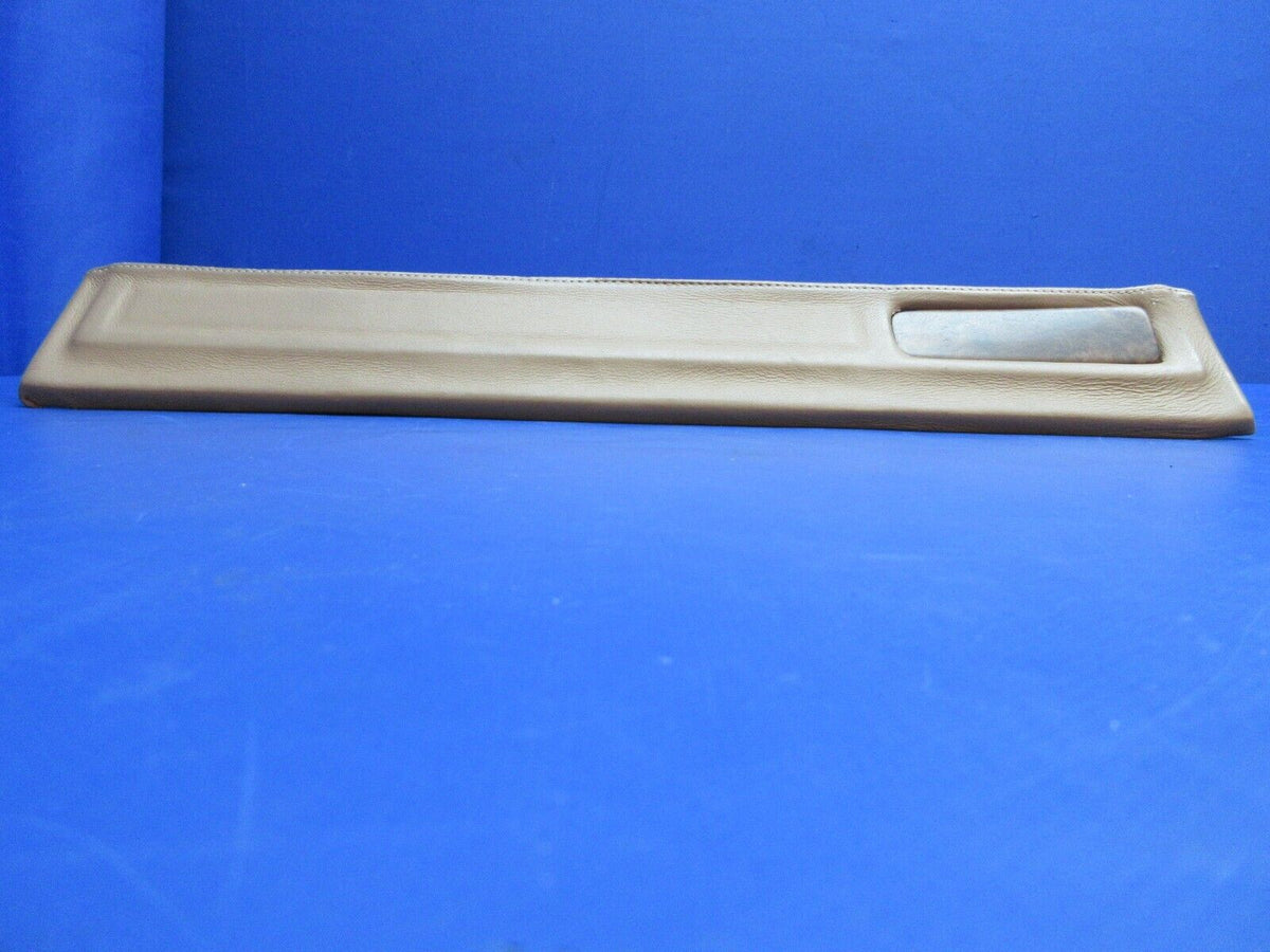 Beech 95B55 Baron Pilot Armrest Assy P/N 585301801 (05231184