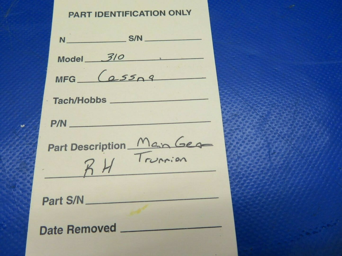 Cessna 310 Main Gear Trunnion RH (0520-515)