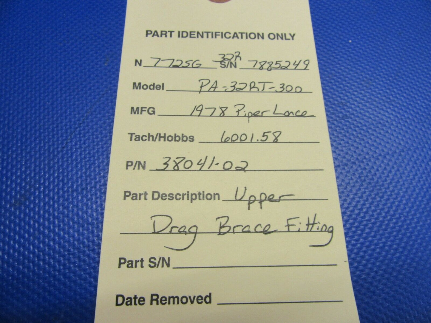 Piper PA-32RT Upper Drag Brace Fitting P/N 38041-02, 38041-002 (0521-570)