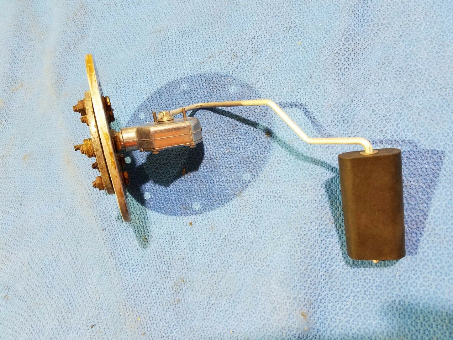 Beech Baron 58 Fuel Level Transmitter RH P/N 58-380001 (0516-214)
