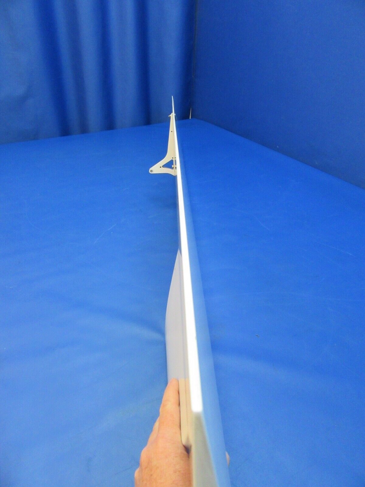 Diamond DA42 RH Aileron P/N D60-5762-00-00 (0323-226)