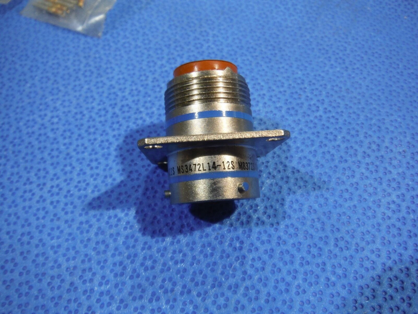 Amphenol Circular Connector P/N MS3472L14-12S (1015-17)