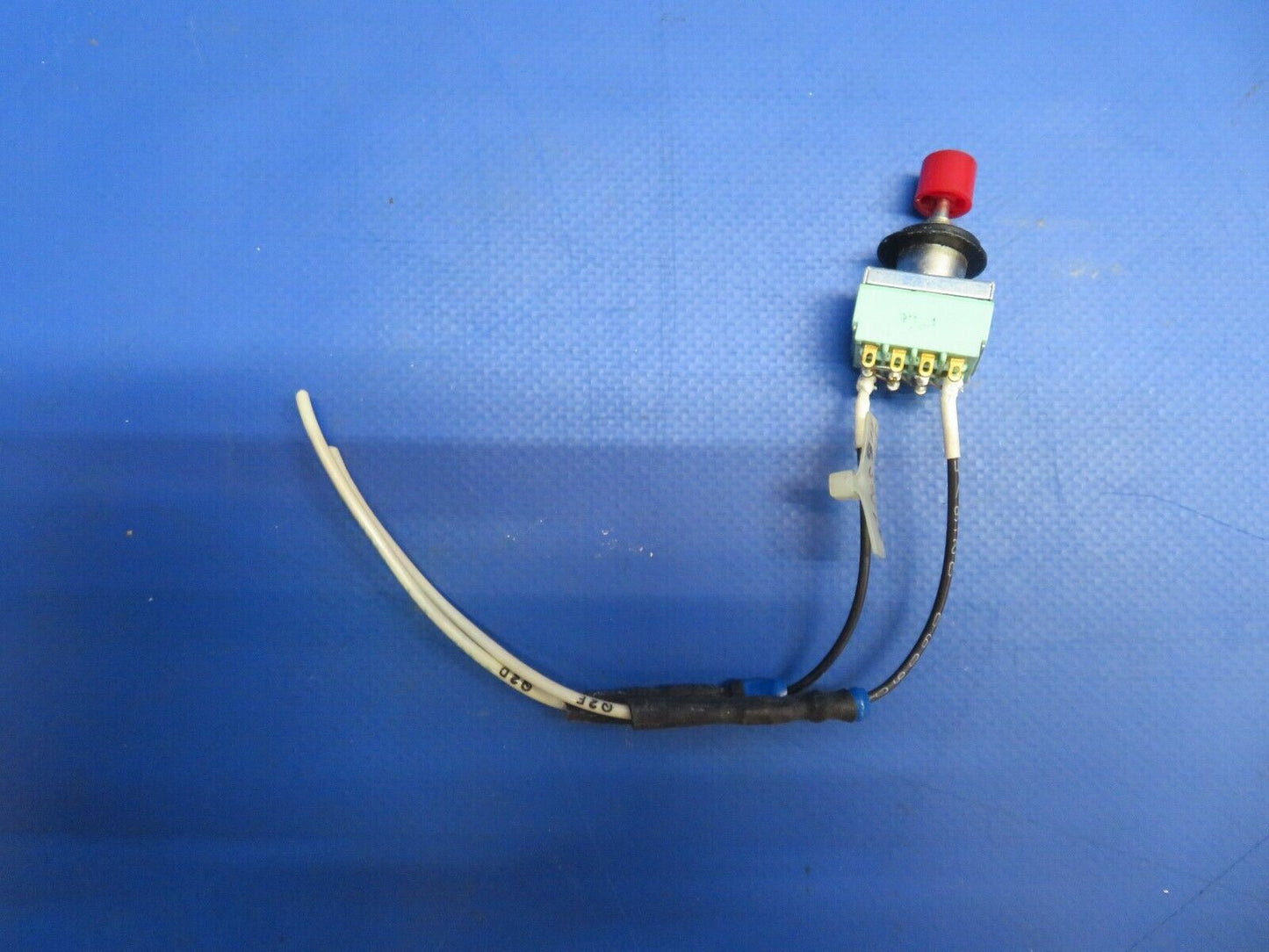 Piper PA-28R-201T Panel Light Holder & Filter w/ Switch P/N 460-602 (1122-770)