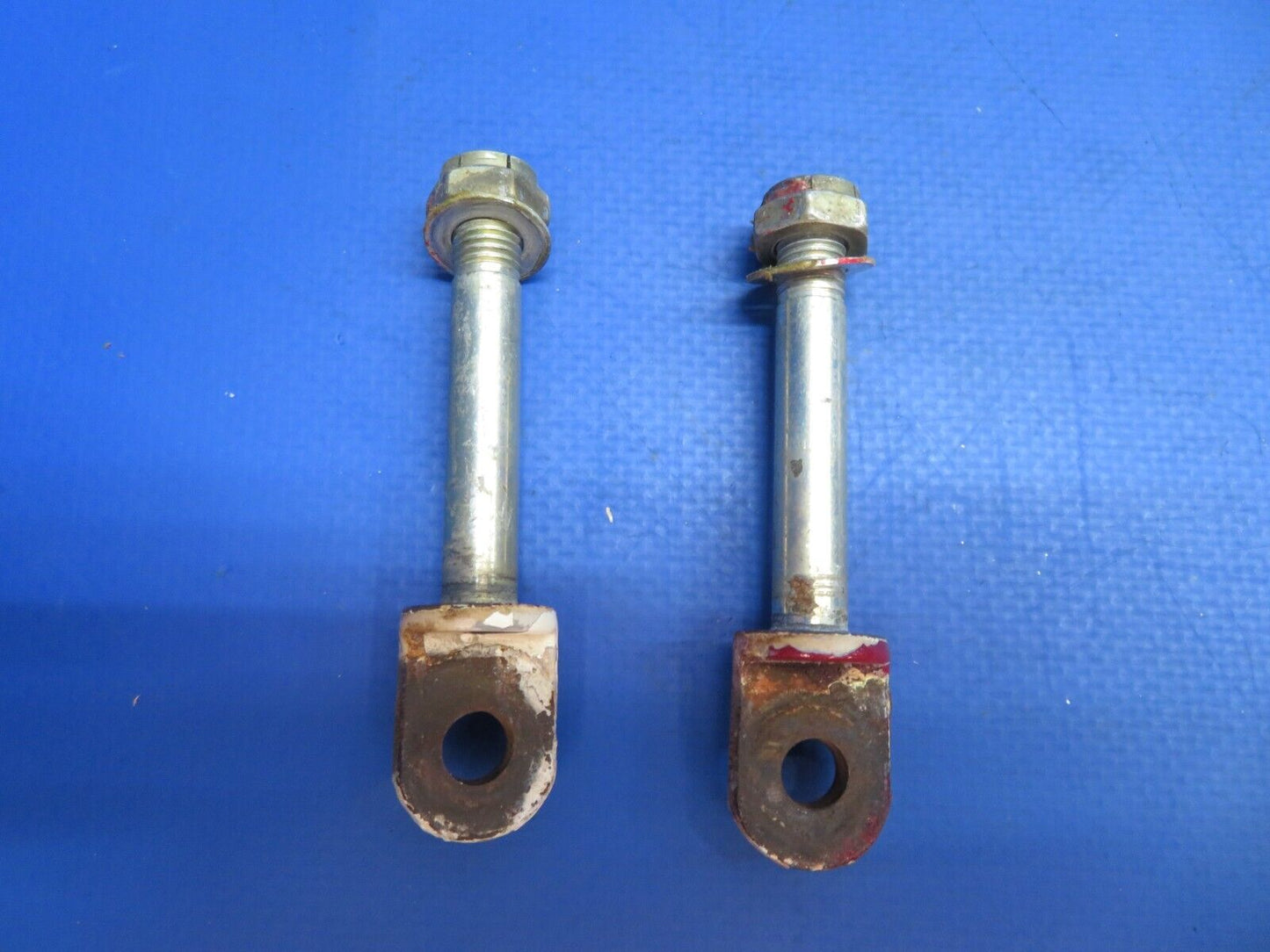 Piper PA-28-180 Cabin Door Pins & Strike Plates P/N 68353-00 LOT (0323-742)