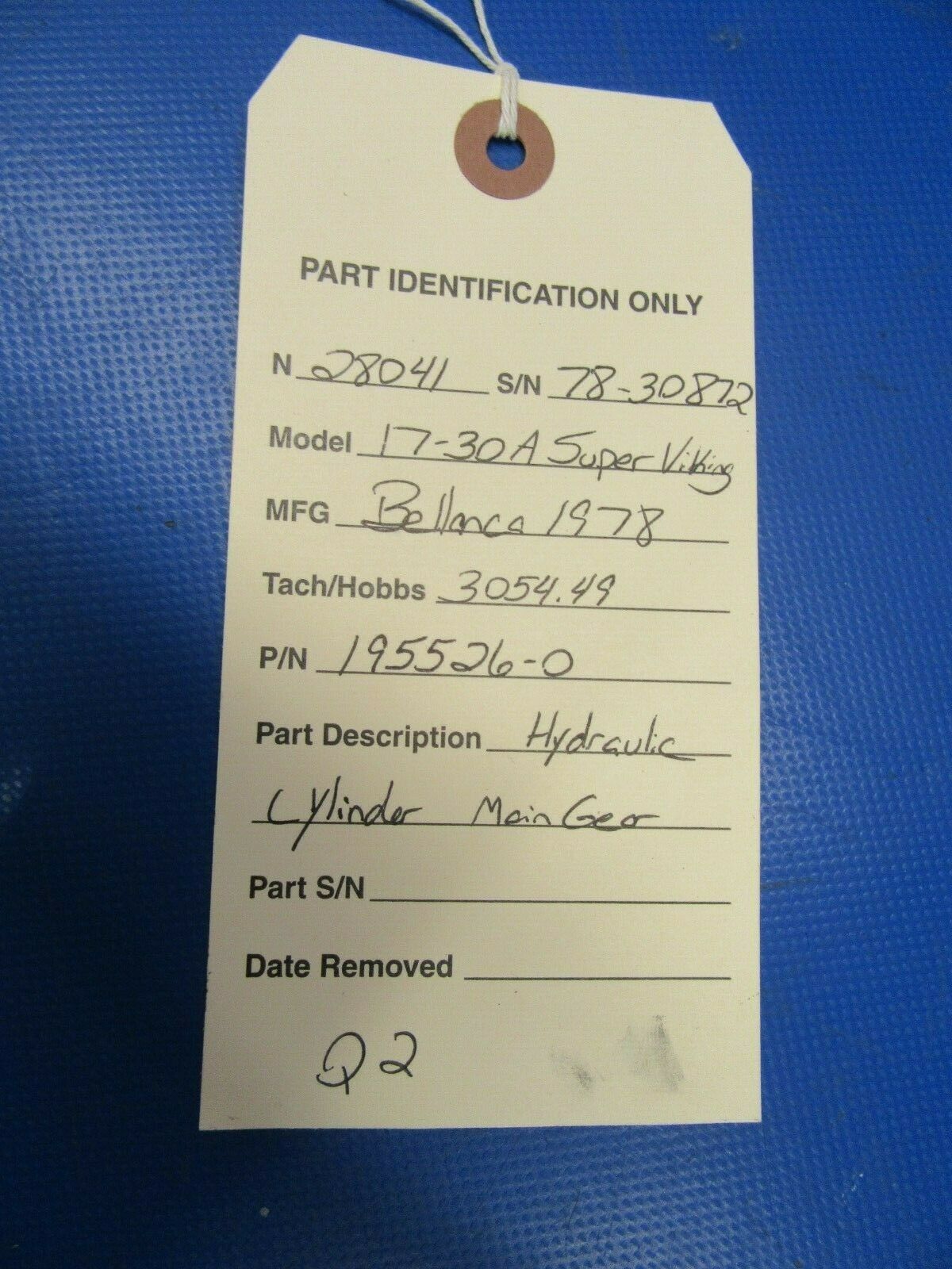 Bellanca 17-30A Super Viking Hydraulic Cylinder Main Gear 195526-0 (0819-183)
