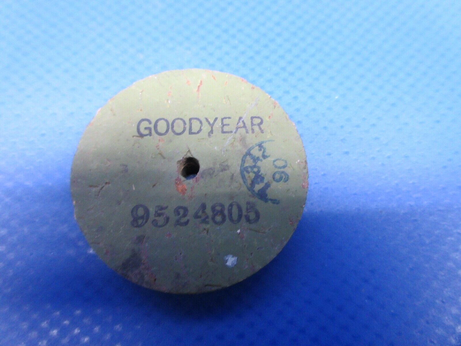 Goodyear Brake Puck Lining P/N 9524805 NEW OLD STOCK  (0224-1636)