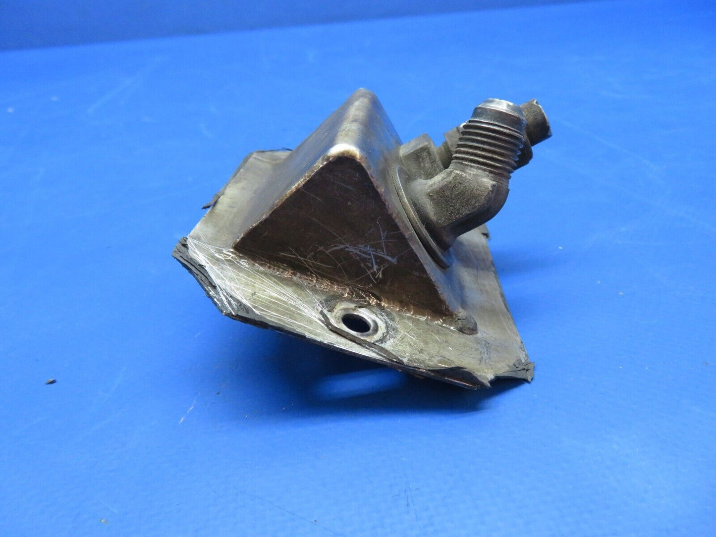 Diamond DA-42 Flange Fuel Line P/N D60-7143-30-00 (0623-111)