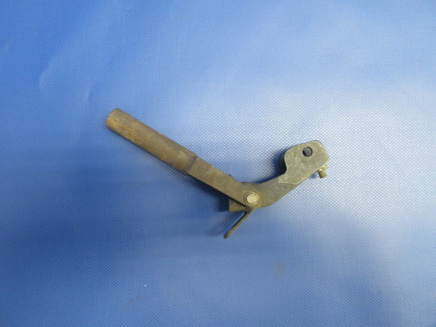 Cessna 210 Main Gear Down Lock Hook & Spring Assy P/N 1241634-5 (0124-1259)