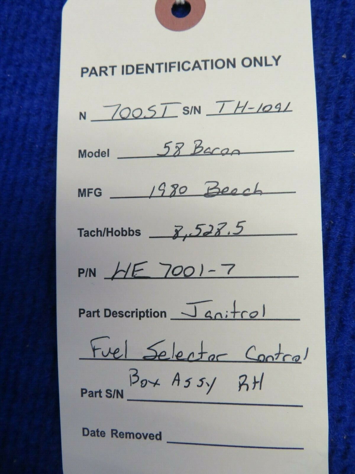 Beech 58 Baron Janitrol Fuel Selector Control Box Assy RH P/N HE7001-7 (0422-323