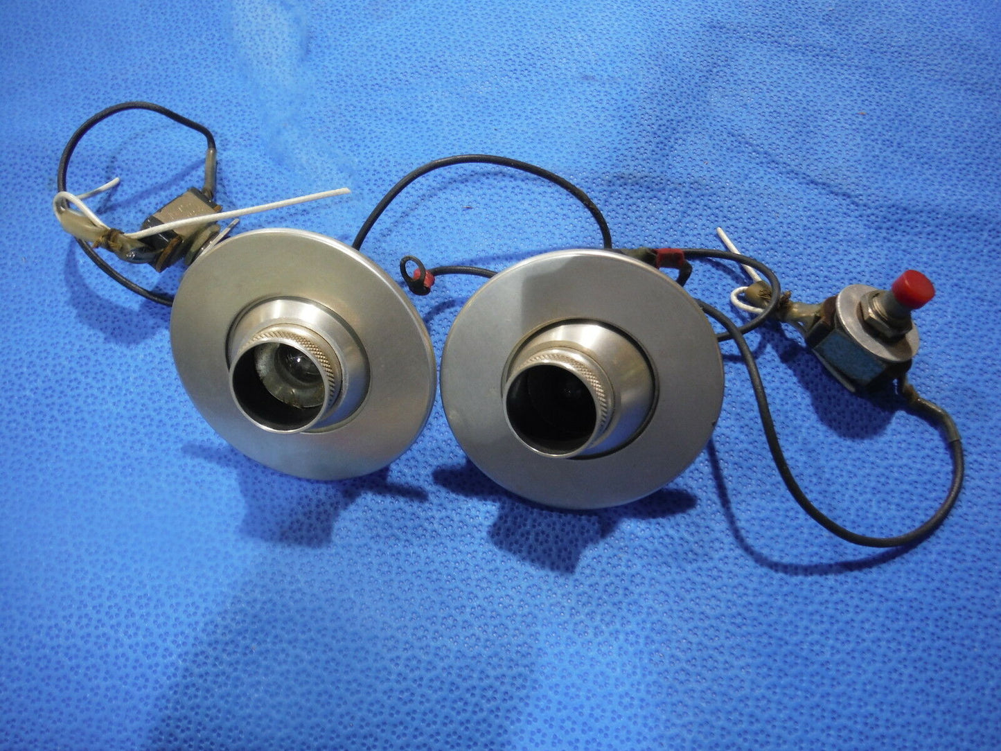 Wemac Swivel Cabin Lights LOT OF 2 P/N 2180 (915-06)