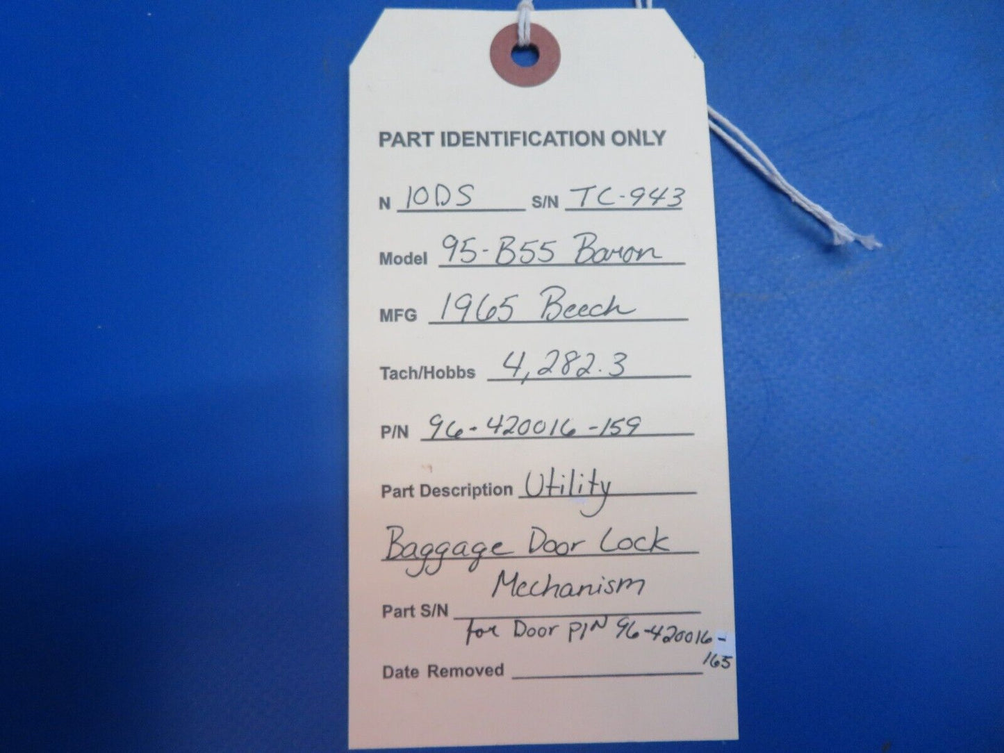 Beech 95-B55 Baron Utility Baggage Door Lock P/N 96-420016-159 (1222-898)