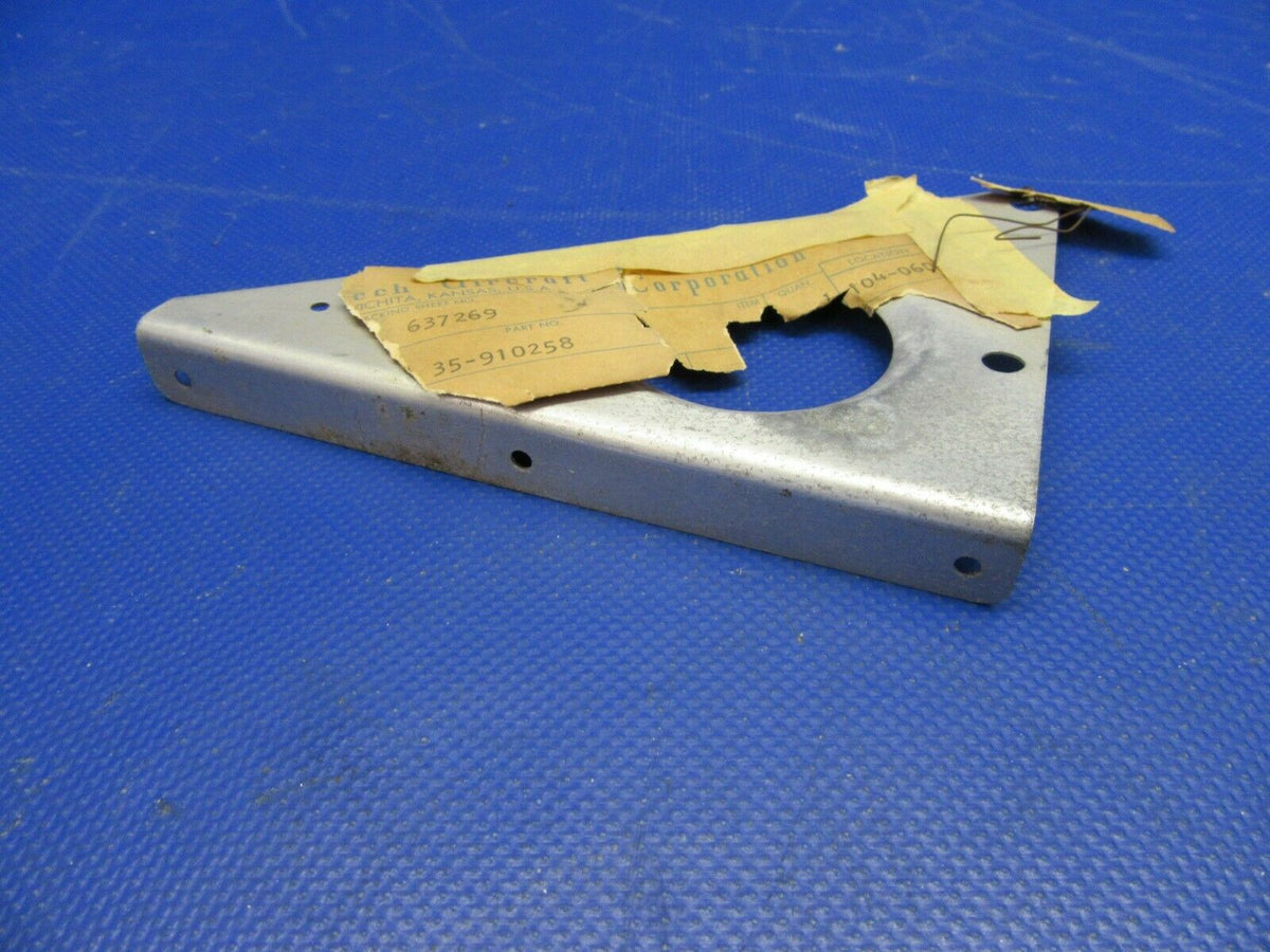 Beech "ESeries" Bonanza Baffle Support Bracket RH Rear 35910258 NOS