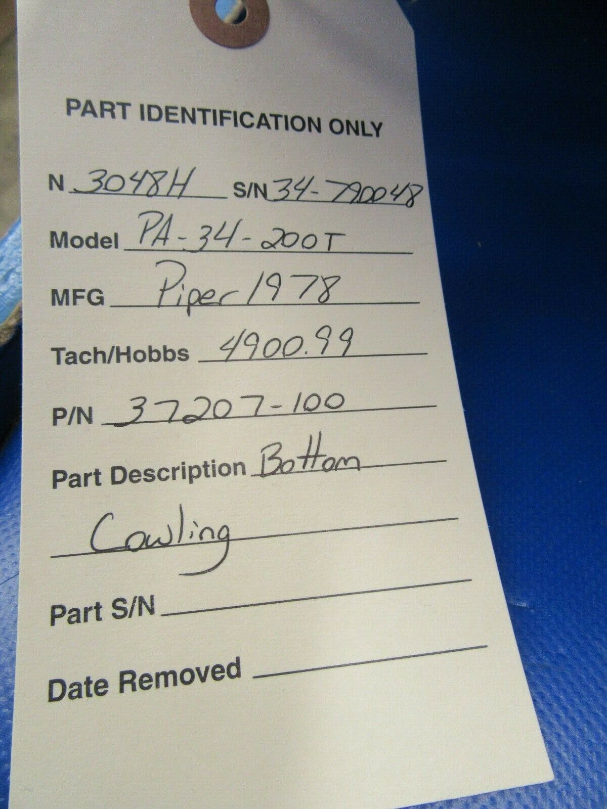 Piper Seneca II Bottom Cowling P/N 37207-100 (1119-255)