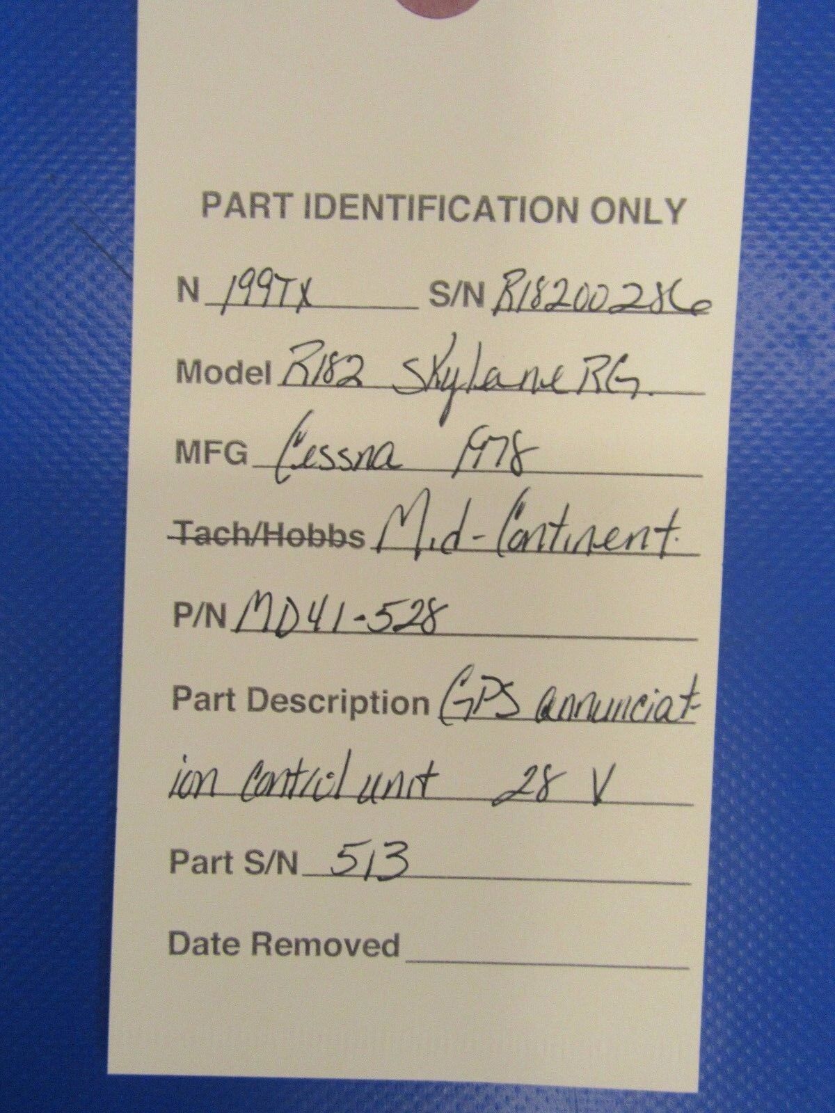 Mid Continent GPS Annunciation Control Unit 28V P/N MD41-528 (1017-30)