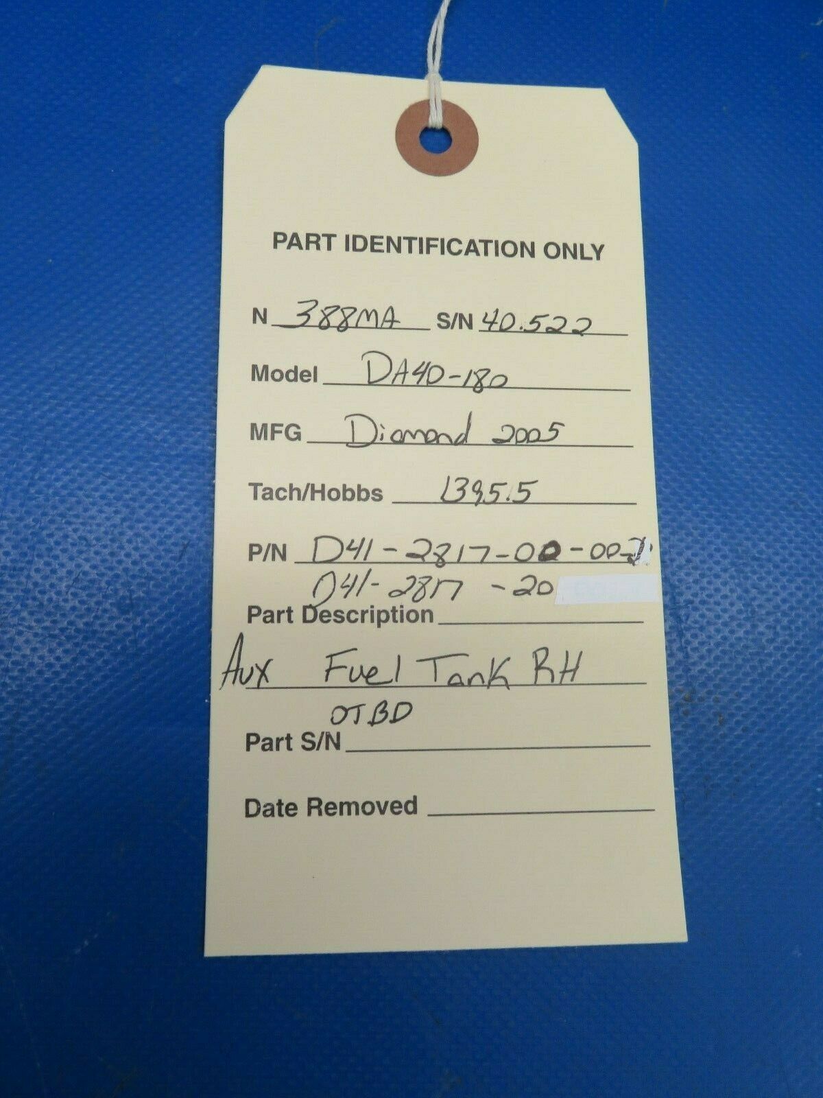 Diamond DA40-180 Auxiliary Fuel Tank RH OTBD P/N D41-2817 (0120-441)