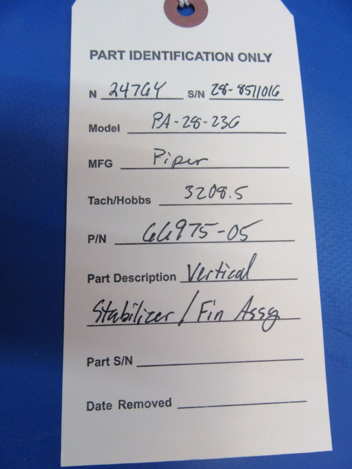 Piper PA-28-236 Dakota Vertical Stabilizer / Fin Assy P/N 66975-05 (0323-200)