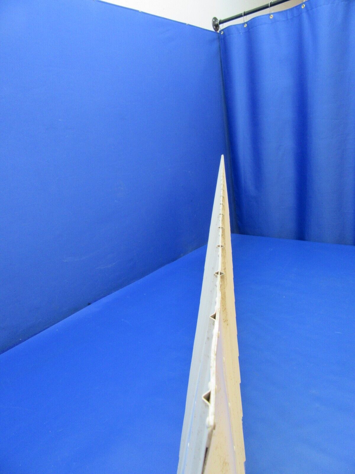 Cessna 150 / 152 RH Flap P/N 0426901-16 (1122-200)