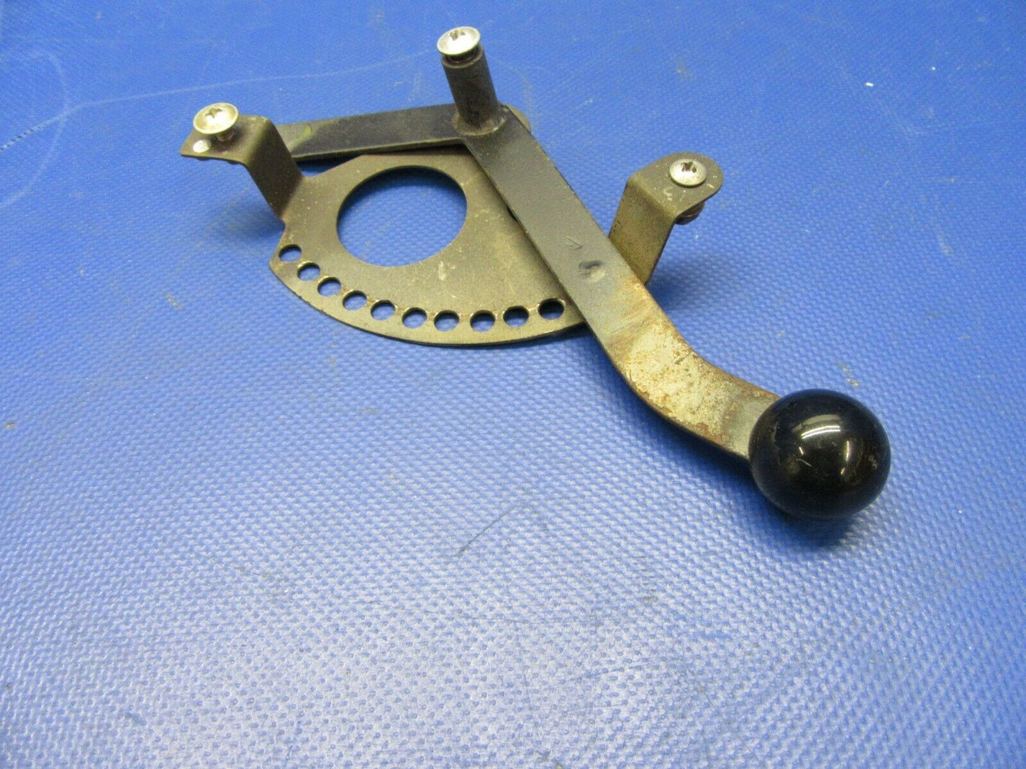 Cessna 182 / 182P Lever Cowl Flap Control & Knob 0713315-13, S-1249-1 (0721-436)