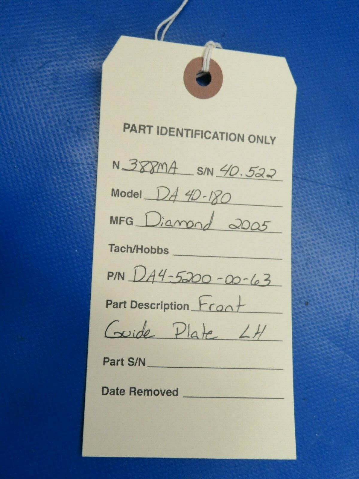 Diamond DA40-180 Front Guide Plate LH P/N DA4-5200-00-63 (0120-426)