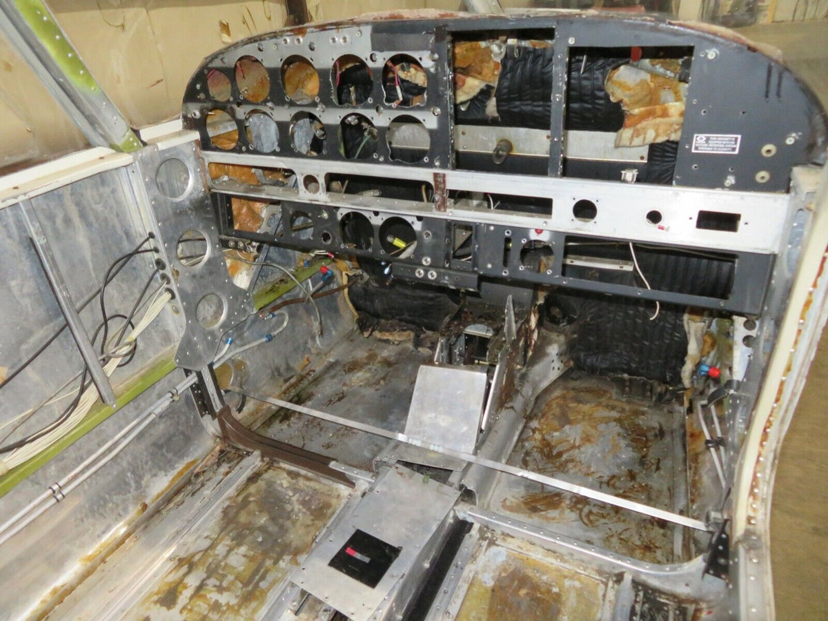 1968 Piper Arrow PA28R180 Fuselage S/N 28R30529 Undamaged (0421119