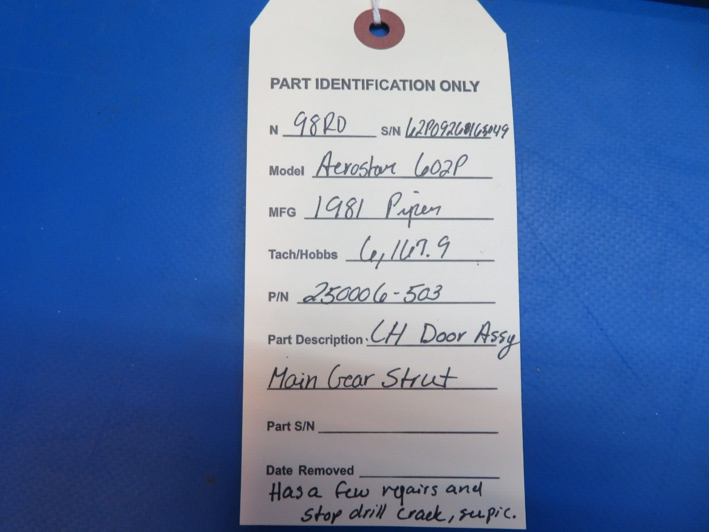 Piper Aerostar 602P LH Door Assy Main Gear Strut P/N 250006-503 (0123-778)
